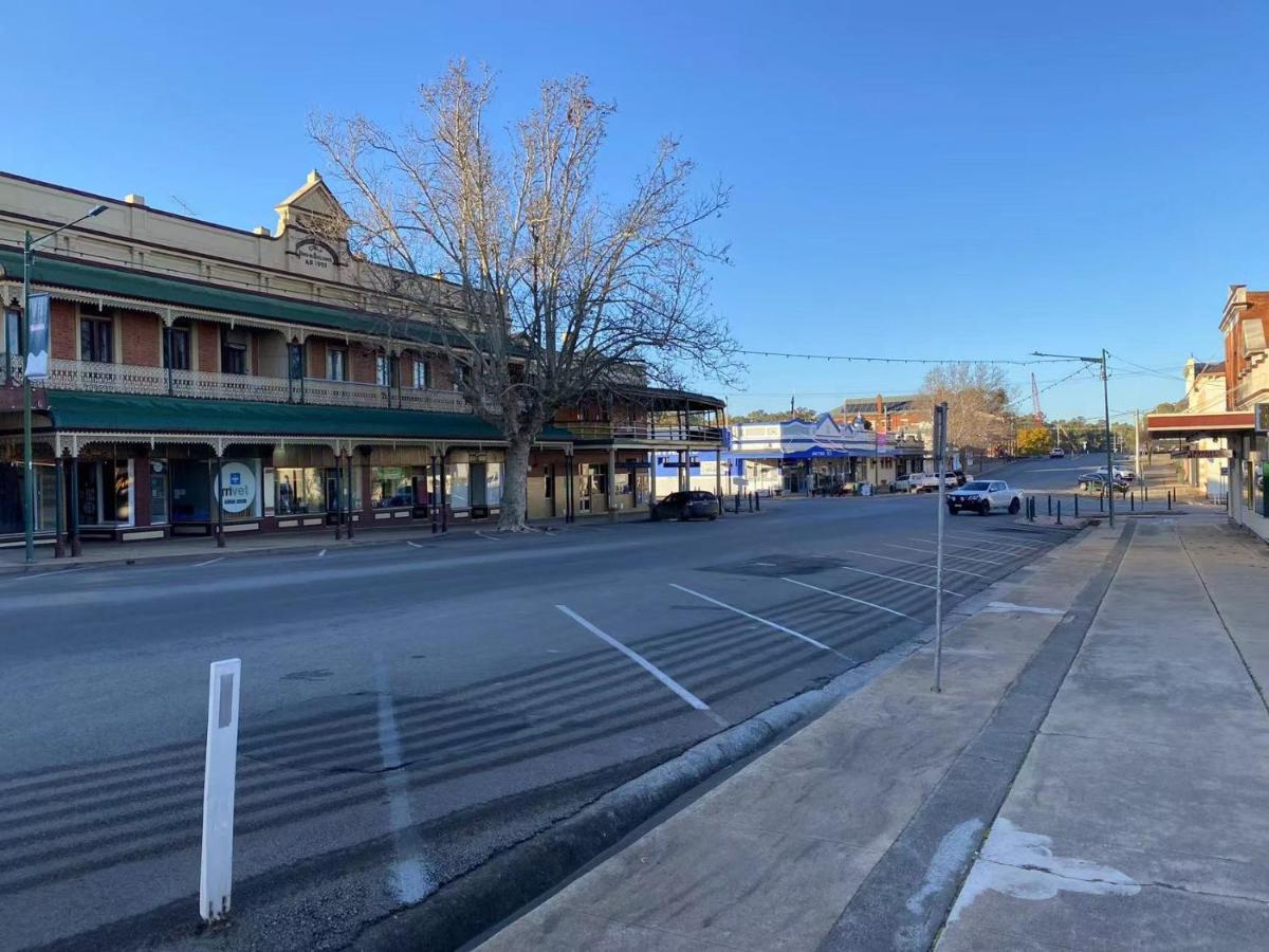 Gateway Motor Inn Narrandera Exterior photo